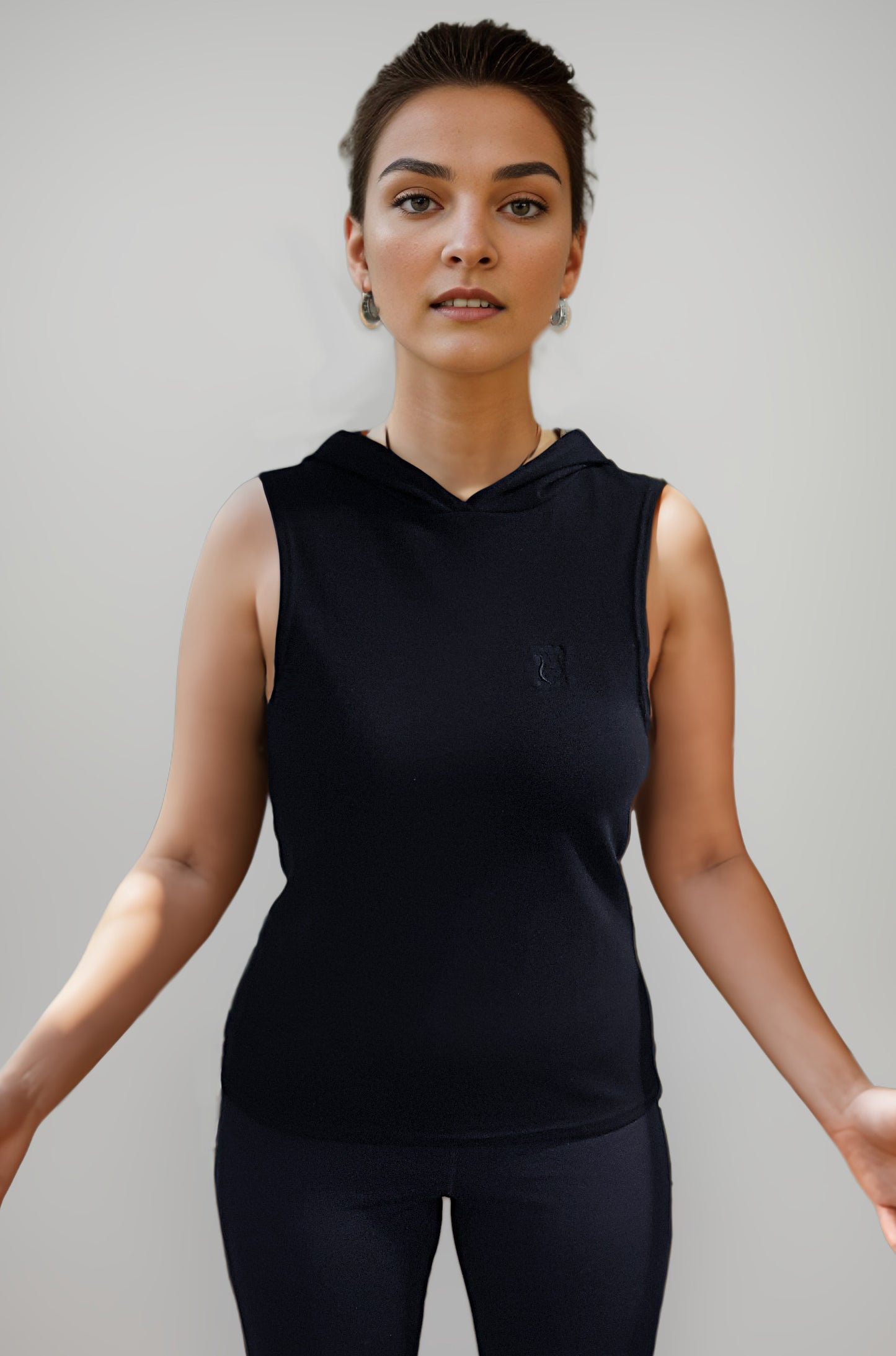 The EMF Metropolis hooded tank for Her, White Marle